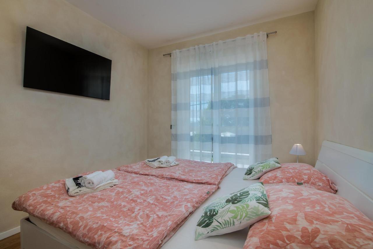 Villa Augusta 马林斯卡 外观 照片